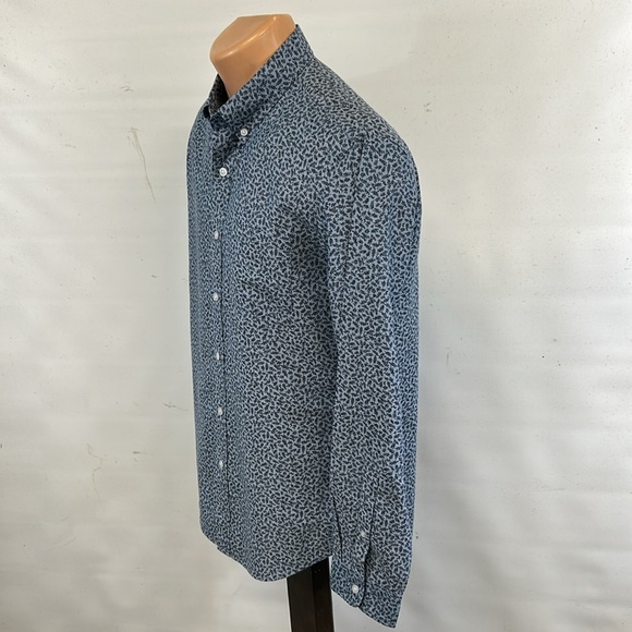 J. Crew long sleeve button down collar shirt.  M - Picture 5 of 7